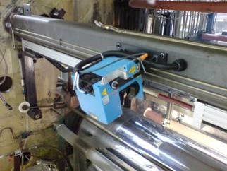 Inline-Sensor an einer Folienlinie